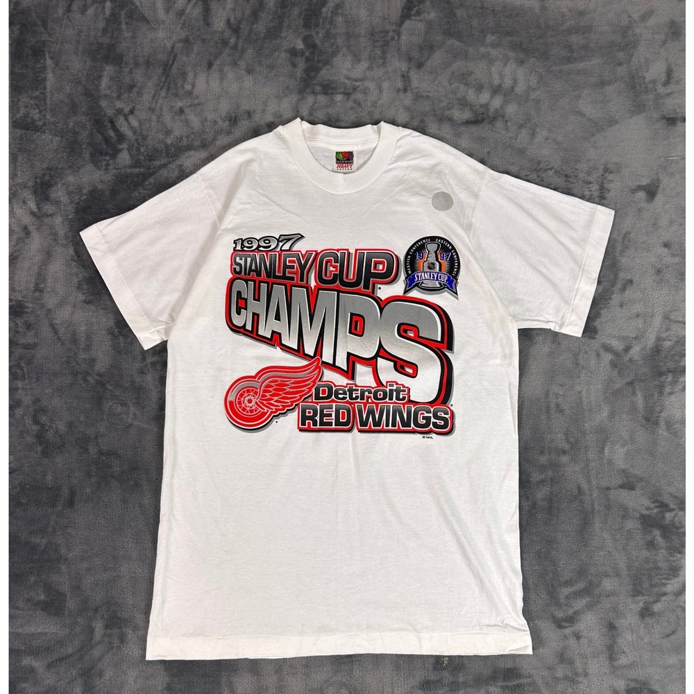 Vintage 1997 Stanley Cup Champs Detroit Red Wings T Shirt‎ Fruit of the Loom M
